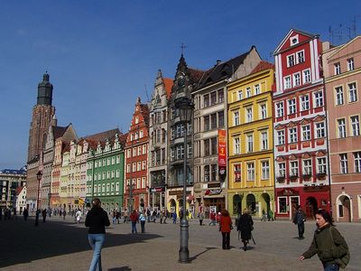 800px-Wrocław_-_Rynek_1